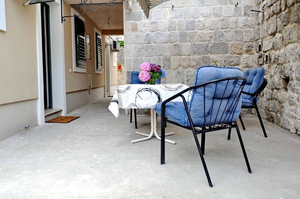 Апартаменты Apartments Kriva Ulica Котор