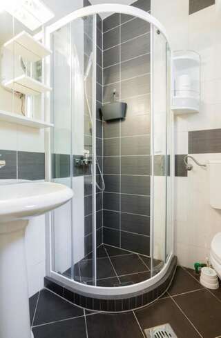 Апартаменты Apartments Kriva Ulica Котор Номер-студио с террасой-4