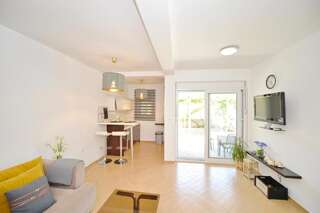 Апартаменты Apartments Kriva Ulica Котор Апартаменты с 1 спальней, с диваном-кроватью и террасой-14